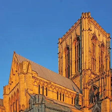 홀리데이파크 Hollybrook 이징올드