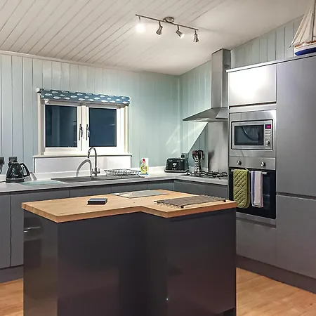 База отдыха Hollybrook Исингволд